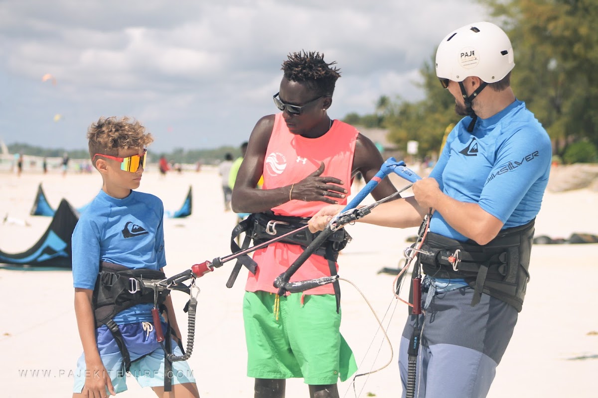 Kitesurfing at Paje