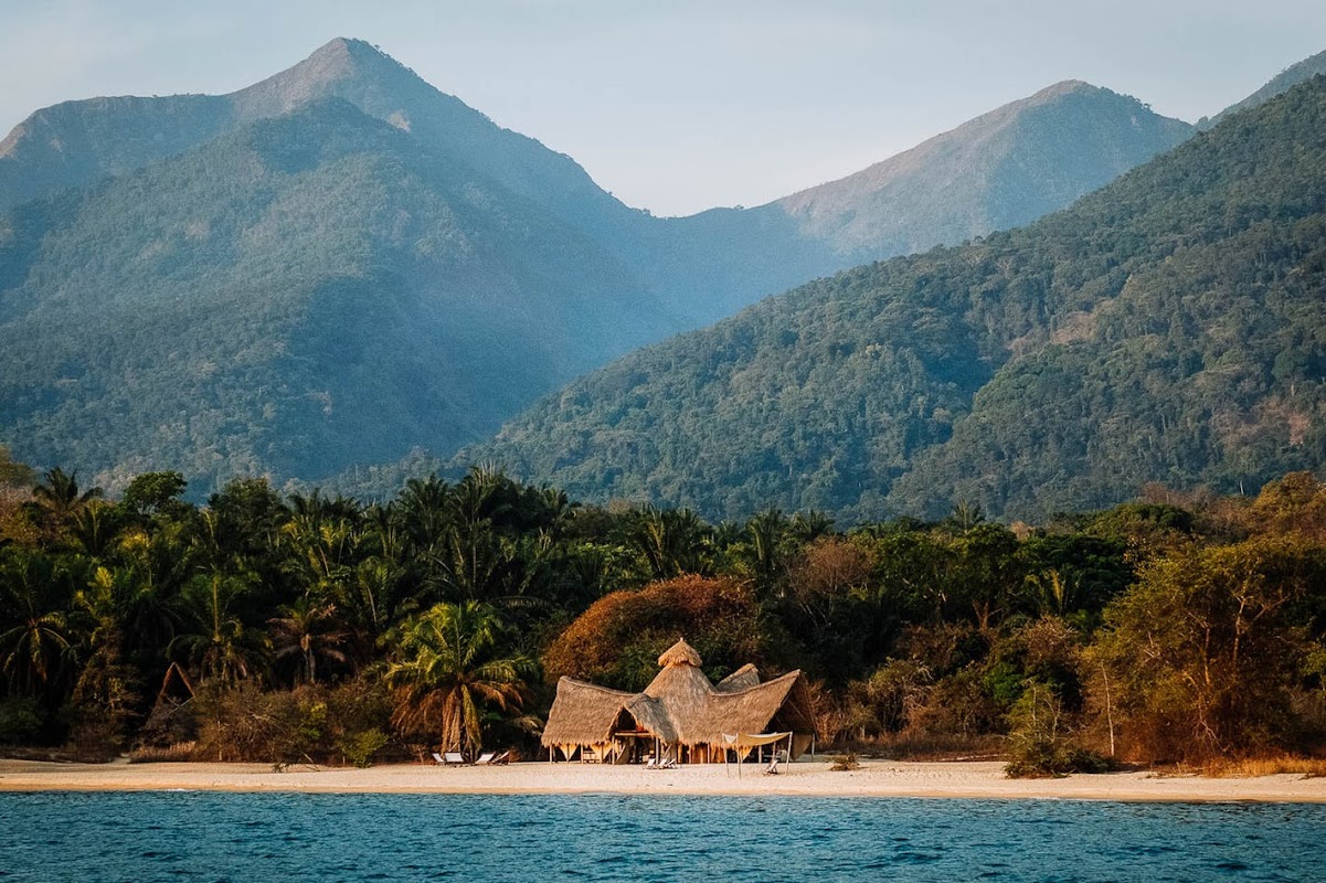 Mahale Mountains safari