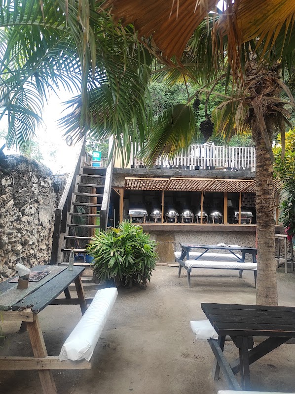Poa Poa Restaurant